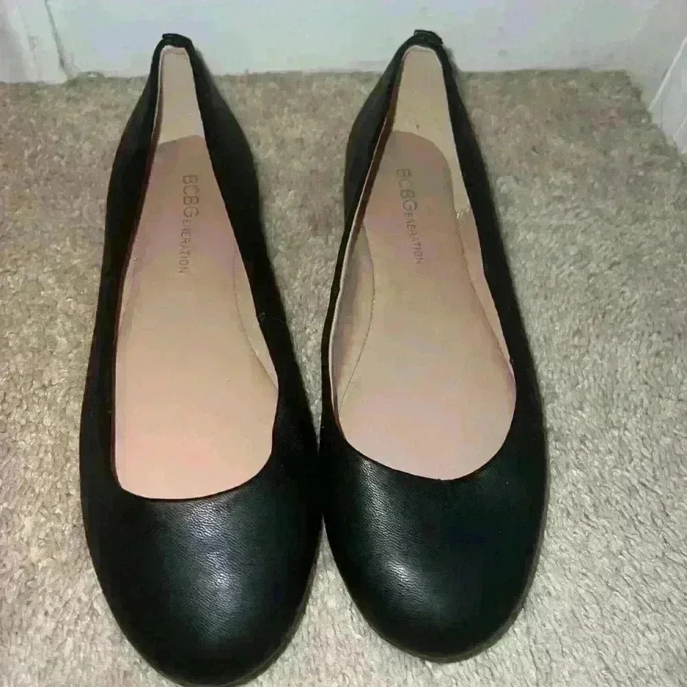 BCBG Black Leather Flats - Picture 1 of 4